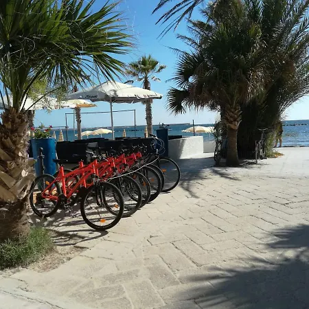 Guest house Fronte Del Lido 2*